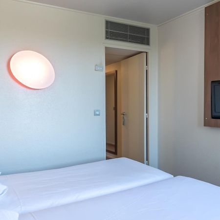 ก็องปานีล โนเจนต์ ซูร์ มาร์น Hotel โนฌ็อง-โซร์-มาร์น ภายนอก รูปภาพ