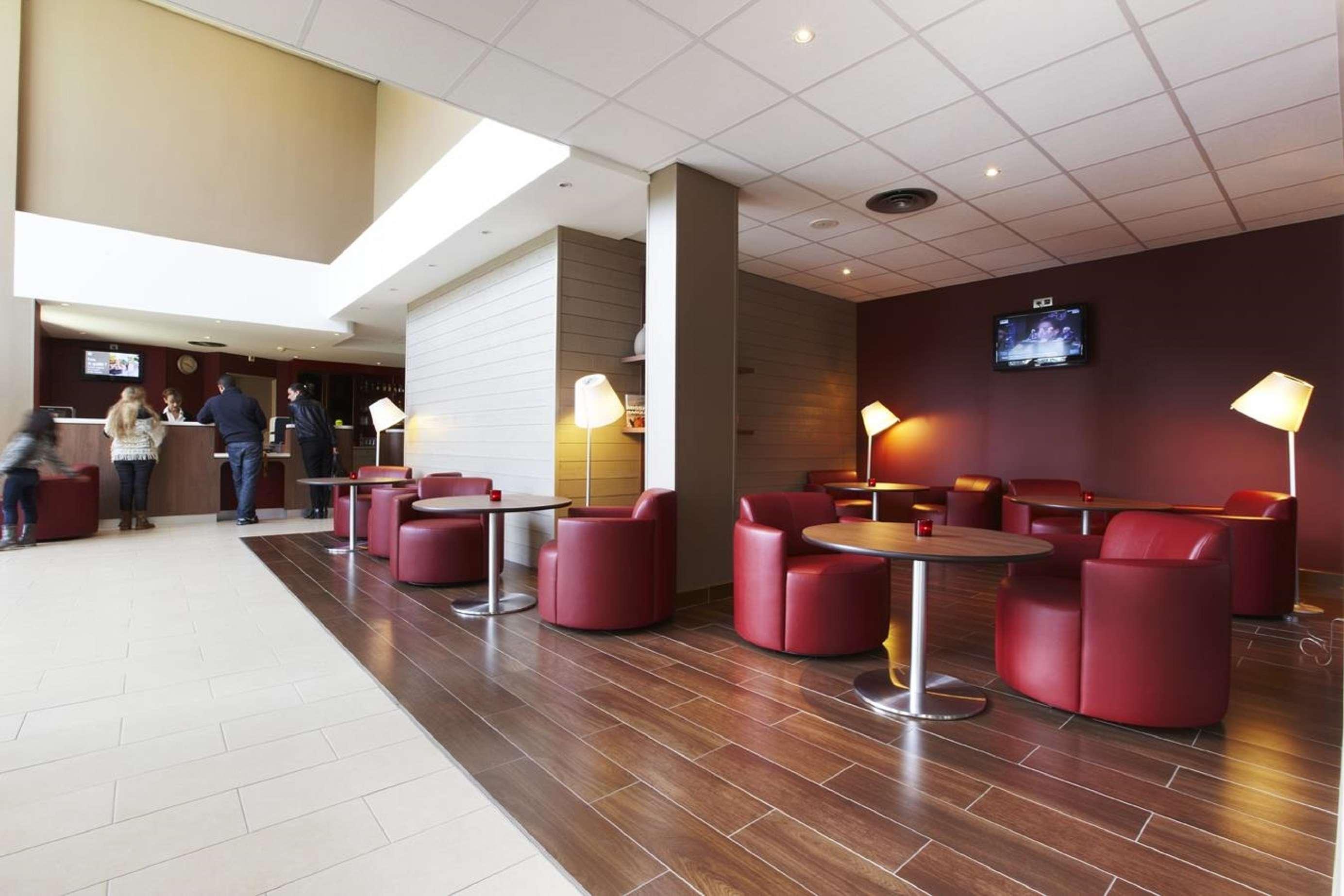 ก็องปานีล โนเจนต์ ซูร์ มาร์น Hotel โนฌ็อง-โซร์-มาร์น ภายนอก รูปภาพ